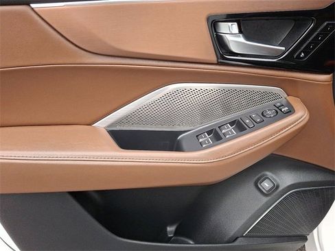 Used 2024 Acura MDX SH-AWD w/ Technology Package image 14