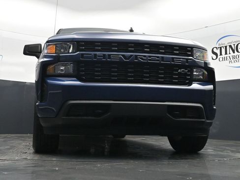 Used 2022 Chevrolet Silverado 1500 Custom w/ LPO, Dark Essentials Package RWD image 18