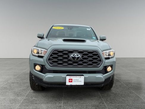 Certified 2022 Toyota Tacoma TRD Sport w/ Technology Package image 8