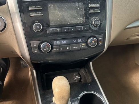 Used 2014 Nissan Altima 2.5 SV w/ Convenience Package image 13