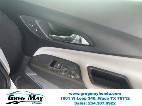 Used 2018 Chevrolet Equinox Premier FWD image 29