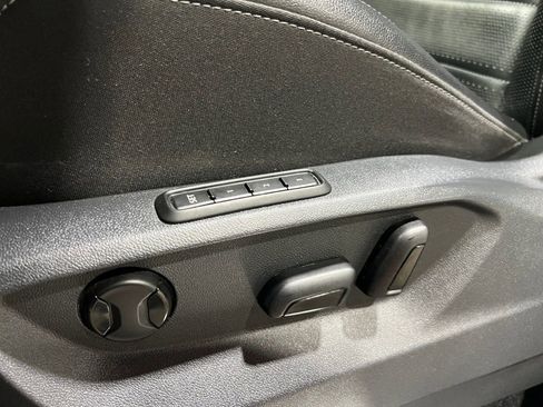 Used 2018 Volkswagen Atlas SEL Premium image 27