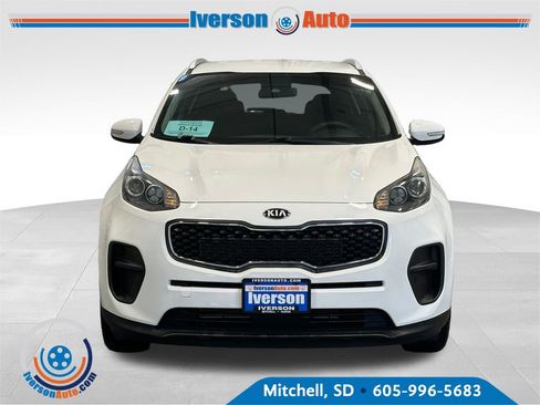 Used 2018 Kia Sportage LX w/ LX Technology Package FWD image 3