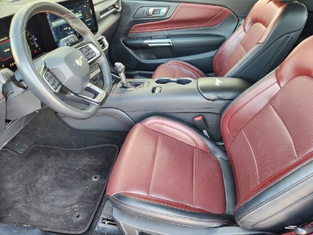 Used 2024 Ford Mustang Premium RWD image 3