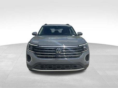 New 2026 Volkswagen Atlas SE FWD image 8