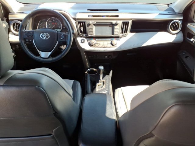 Used 2015 Toyota RAV4 Limited AWD/4WD image 21