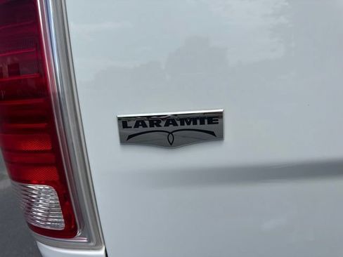 Used 2017 RAM 1500 Laramie AWD/4WD image 13