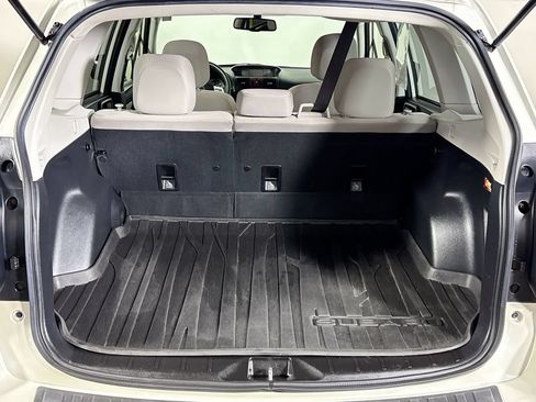 Used 2014 Subaru Forester 2.5i Premium w/ Popular Package #1 AWD/4WD image 21