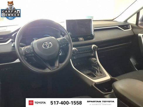 Used 2024 Toyota RAV4 XLE FWD image 13