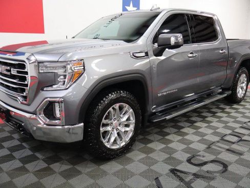 Used 2020 GMC Sierra 1500 SLT AWD/4WD image 2