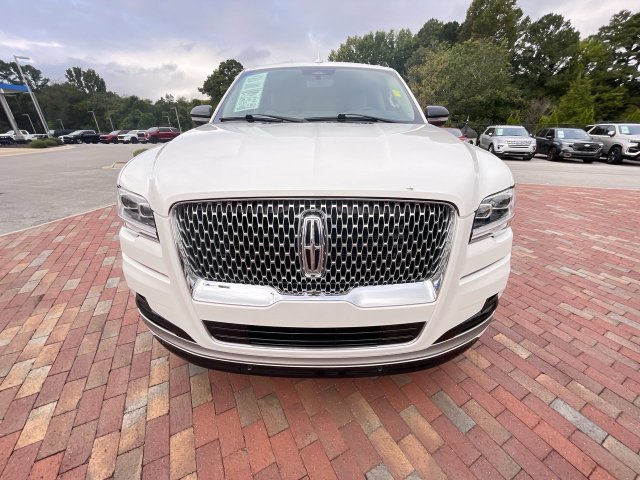 Used 2024 Lincoln Navigator Premiere AWD/4WD image 27
