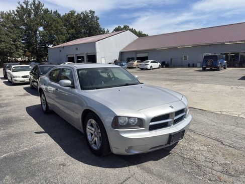 Used 2007 Dodge Charger R/T w/ Convenience Group II RWD image 5