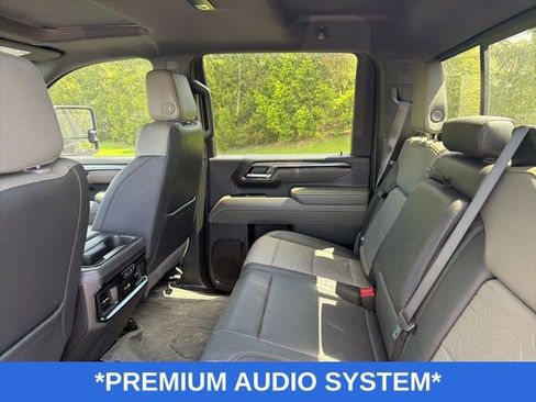 Used 2024 Chevrolet Silverado 2500 ZR2 w/ Technology Package AWD/4WD image 7
