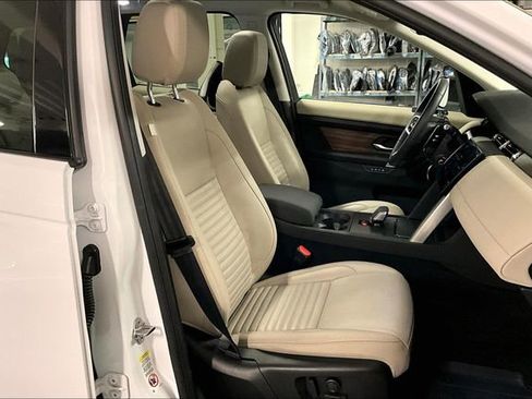 Certified 2025 Land Rover Discovery Sport S image 6