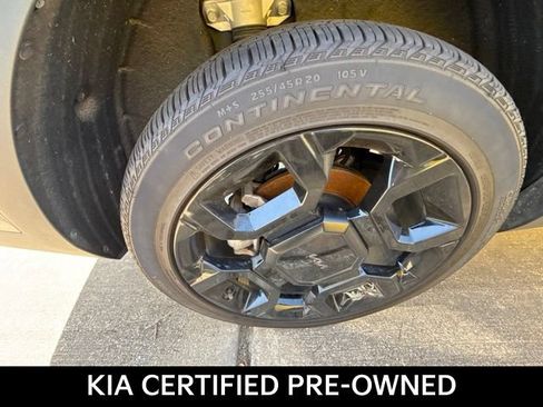 Certified 2025 Kia Sorento SX Prestige w/ Olive Brown Leather Package AWD/4WD image 12