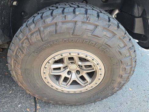 Used 2019 Jeep Wrangler Unlimited Rubicon AWD/4WD image 6