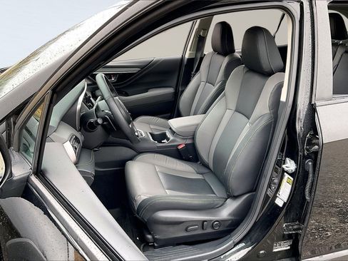 Certified 2025 Subaru Outback Onyx Edition image 26