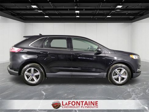 Used 2019 Ford Edge SEL w/ Equipment Group 201A image 9