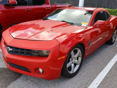 Used 2013 Chevrolet Camaro LT RWD image 2