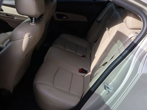 Used 2014 Chevrolet Cruze Diesel image 12