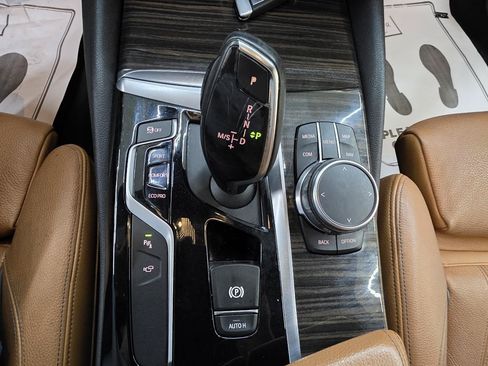 Used 2017 BMW 540i RWD image 34