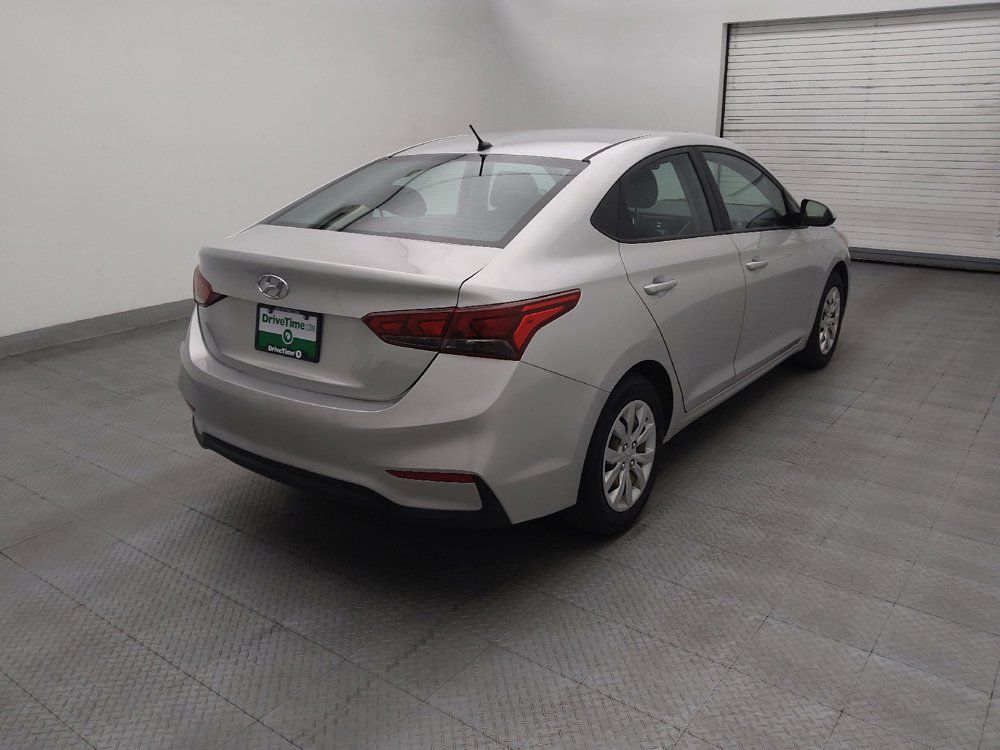 Used 2021 Hyundai Accent SE FWD image 9