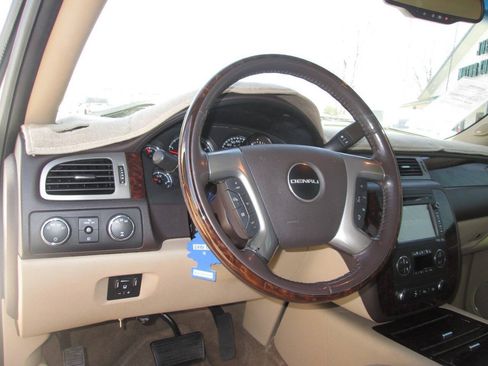 Used 2012 GMC Sierra 3500 Denali AWD/4WD image 12