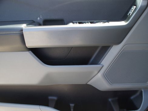 Used 2022 Ford F150 XLT AWD/4WD image 25