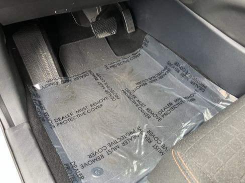 Certified 2023 Honda HR-V Sport image 17