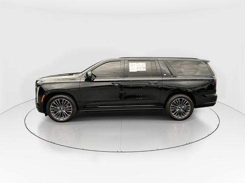 Used 2025 Cadillac Escalade ESV Sport Platinum AWD/4WD image 5