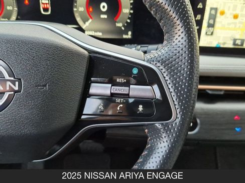 Certified 2025 Nissan Ariya FWD image 18