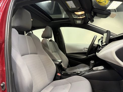 Used 2022 Toyota Corolla SE image 14
