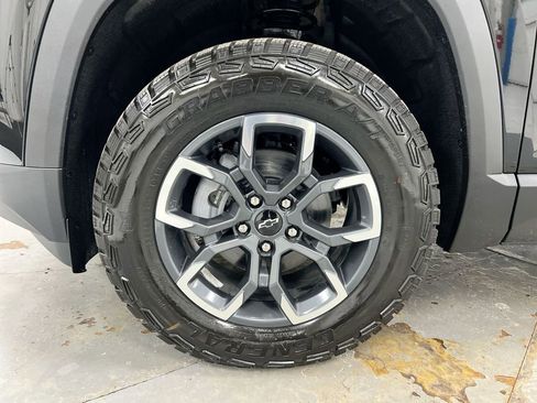 New 2026 Chevrolet Equinox ACTIV w/ LPO, Floor Liner Package image 27