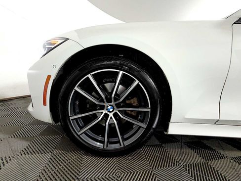 Certified 2022 BMW 330i xDrive 330i xDrive w/ Driving Assistance Package image 8