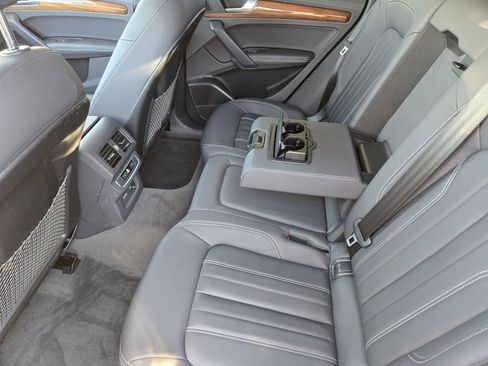 Certified 2023 Audi Q5 2.0T Premium Plus w/ Premium Plus Package image 38