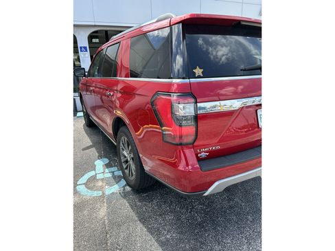 Used 2021 Ford Expedition Limited image 5