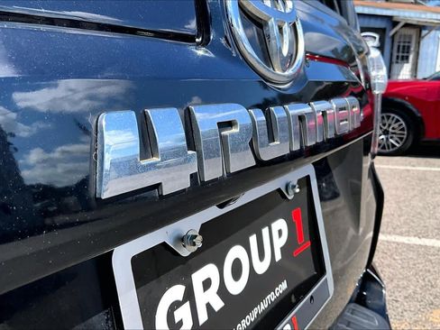 Used 2016 Toyota 4Runner SR5 RWD image 12