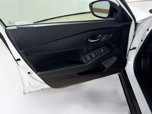 Used 2024 Honda Accord Sport image 11