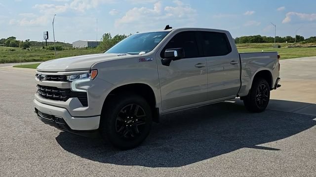 New 2026 Chevrolet Silverado 1500 RST w/ Safety Package AWD/4WD image 4
