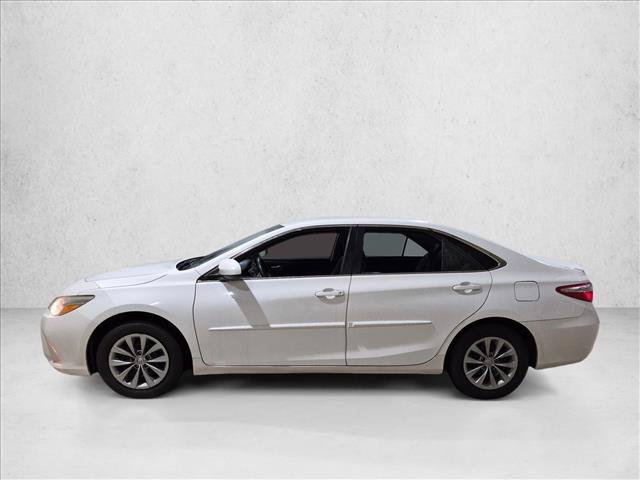 Used 2017 Toyota Camry FWD image 3