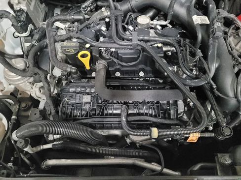 Used 2020 Ford Fusion SE FWD image 30
