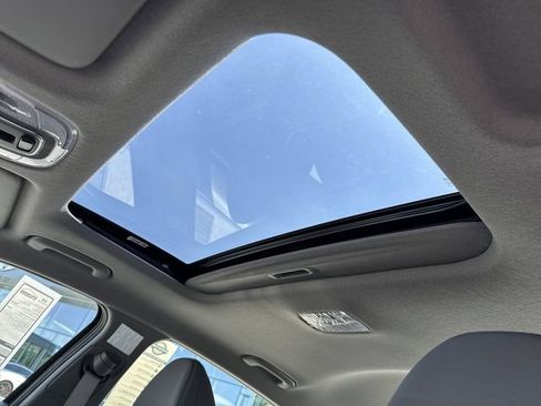 New 2026 Hyundai Elantra SEL Sport Premium FWD image 32
