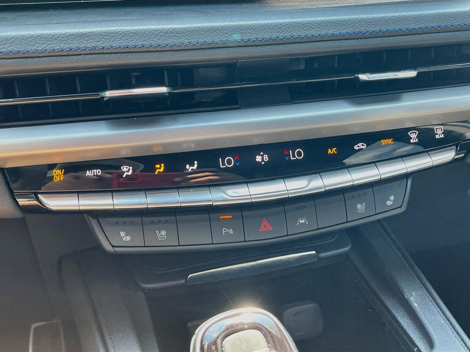 Used 2025 Cadillac XT4 Sport AWD/4WD image 16