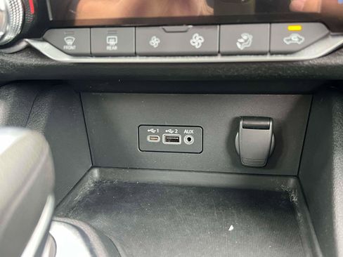 Used 2023 Nissan Sentra SV w/ All-Weather Package image 38