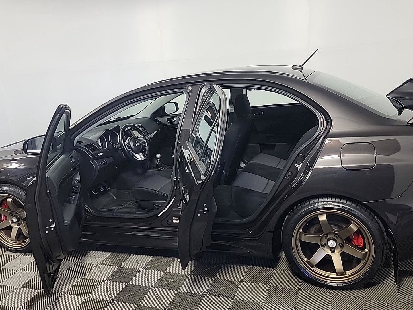 Used 2015 Mitsubishi Lancer Evolution GSR AWD/4WD image 14