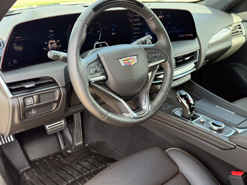 Certified 2025 Cadillac CT5 V w/ LPO, ONYX Package AWD/4WD image 19