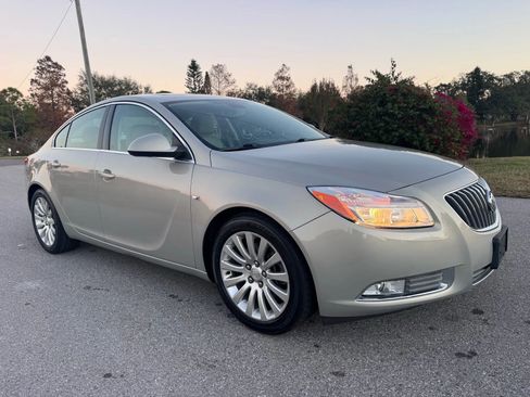 Used 2011 Buick Regal CXL Turbo w/ TO2 Preferred Equipment Group image 2