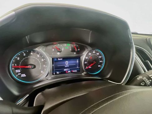 Used 2024 Chevrolet Equinox LT AWD/4WD image 10