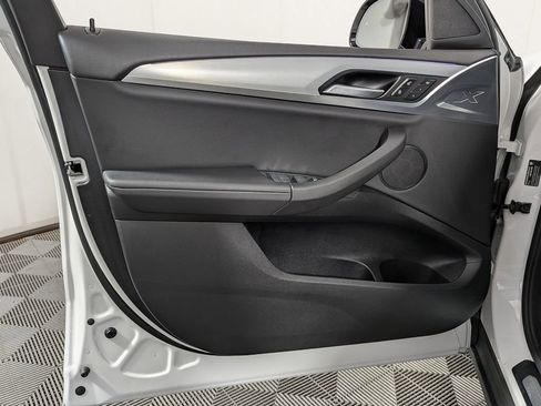 Used 2021 BMW X4 xDrive30i image 13