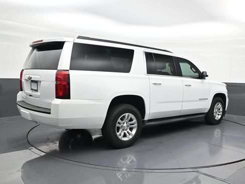 Used 2020 Chevrolet Suburban LS RWD image 5